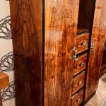 Armoire art déco en noyer – Image 2
