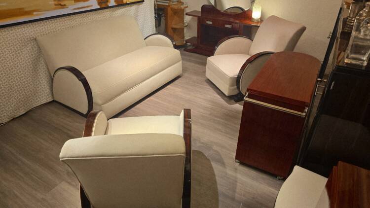 Salon Art Déco Club en ébène de Macassar – Ensemble canapé et fauteuils restaurés en velours beige – Image 4