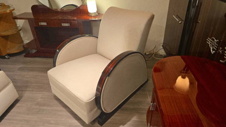 Salon Art Déco Club en ébène de Macassar – Ensemble canapé et fauteuils restaurés en velours beige – Image 5