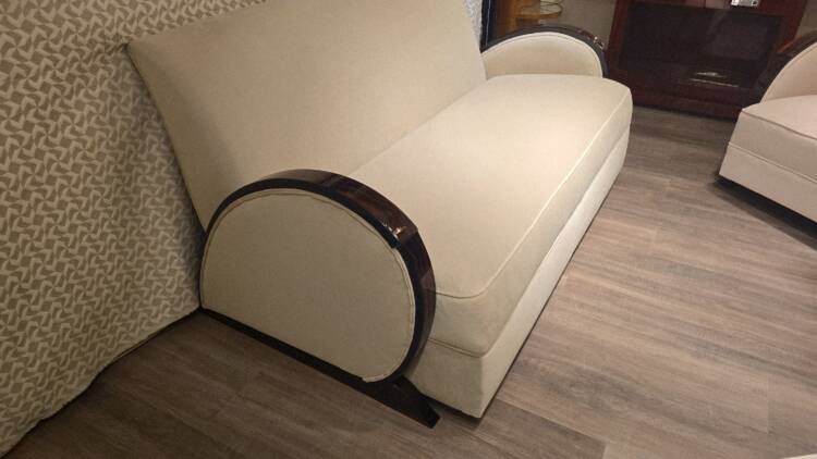 Salon Art Déco Club en ébène de Macassar – Ensemble canapé et fauteuils restaurés en velours beige – Image 7
