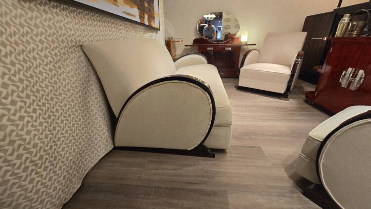 Salon Art Déco Club en ébène de Macassar – Ensemble canapé et fauteuils restaurés en velours beige – Image 17